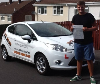 Curtis passed his test after taking a semi intensive course of just over 3 weeks Curtis passed his test with only 1 minor fault on 4th September 2013 What a result