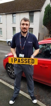 21/1/19 - What an absolutely outstanding result for Dave who passed his automatic driving test today 1st time in Merthyr. All that hard work and guts really paid off!!!! Drive safe and I can´t wait to see what car you get!!! 🚗🚦