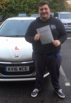6/11/18 - Congratulations to Luke Morgan on passing his driving test today in Merthyr Tydfil with our Peter 🚦🚗😁