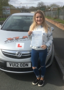 11417 - Congratulations goes out to Emma Wakeley who passed her driving test today in Merthyr Tydfil with our Peter lovely job